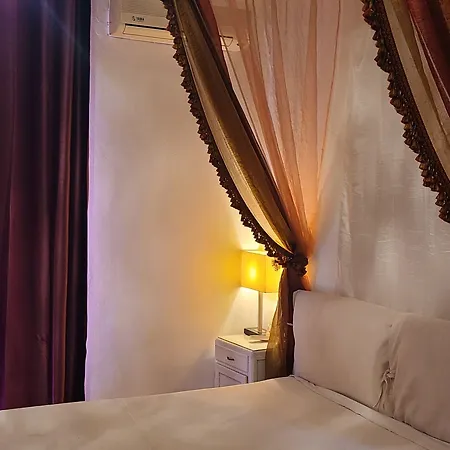 Ma Maison Bed & Breakfast 3*